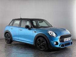 Blue Used 2017 Mini Cooper Hatch Hatchback | £12,400 (Good price)