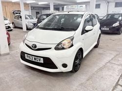 White Used 2012 Toyota Aygo Hatchback | £4,995 (Fair price)