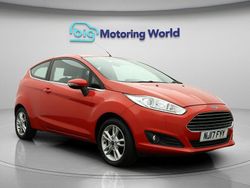 Red Used 2017 Ford Fiesta Zetec Hatchback | £5,400 (Good price)
