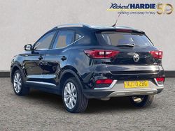 Black Used 2020 MG ZS Excite Sedan | £10,991 (Fair price)