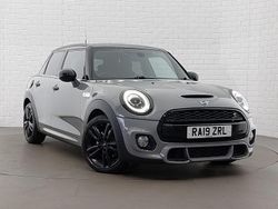 Grey Used 2019 Mini Cooper S Comfort Hatchback | £14,998 (Expensive)