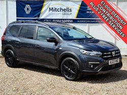Grey Used 2023 Dacia Jogger Extreme MPV | £15,995 (Fair price)