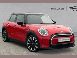 Red Used 2021 Mini Cooper Exclusive Hatchback | £18,444 (Fair price)