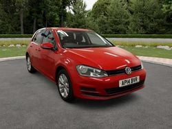 Red Used 2014 VW Golf VII SE Hatchback | £4,995 (Super price)