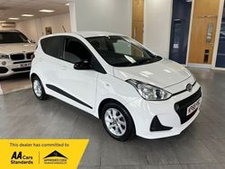 White Used 2018 Hyundai i10 GO! Hatchback | £6,000 (Fair price)