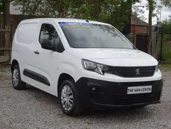White Used 2021 Peugeot Partner MPV | £8,485 (Good price)