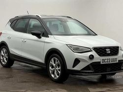White Used 2023 Seat Arona FR SUV | £15,645 (Fair price)