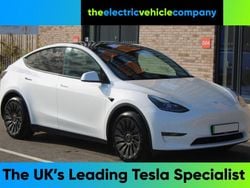 White Used 2024 Tesla Model Y Long Range AWD SUV | £34,470 (Expensive)