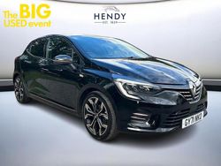 Black Used 2021 Renault Clio V SE Hatchback | £11,999 (Fair price)