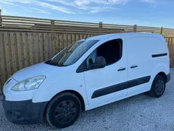 White Used 2010 Peugeot Partner MPV | £2,500 (Expensive)