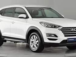 White Used 2019 Hyundai Tucson SE SUV | £12,750 (Good price)