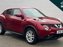 Red Used 2016 Nissan Juke N-Connecta SUV | £6,603 (Fair price)