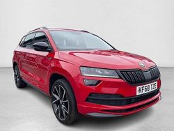 Red Used 2019 Skoda Karoq SportLine SUV | £15,486 (Fair price)