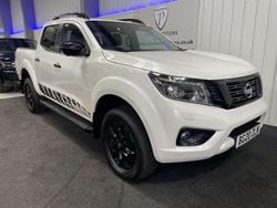 White Used 2020 Nissan Navara N-Guard Pickup | £16,489 (Super price)