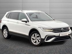 White Used 2022 VW Tiguan Allspace Life SUV | £21,450 (Fair price)