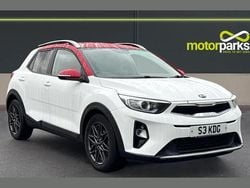 White Used 2020 Kia Stonic SUV | £10,750 (Good price)