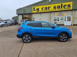 Blue Used 2019 Nissan Qashqai N-Connecta SUV | £12,495 (Fair price)