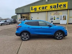Blue Used 2019 Nissan Qashqai N-Connecta SUV | £12,495 (Fair price)