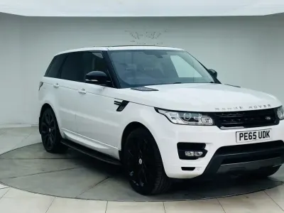 Begagnad Land Rover Range Rover HSE Dynamic 306 HK (225 kW) 2015 Vit SUV