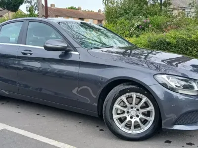 Usado Mercedes C220 Executive 2017 Cinzento Sedan