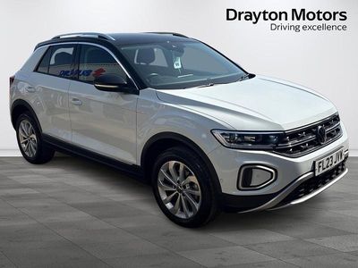 Usado VW T-Roc Style 150 HP (110 kW) 2023 Branco SUV