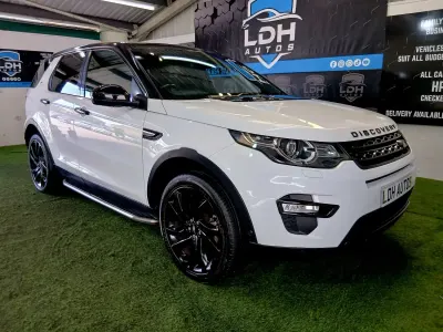 Used Land Rover Discovery Sport HSE 180 HP (132 kW) 2015 White SUV
