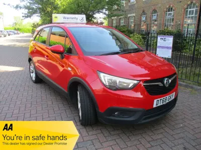 Used Vauxhall Crossland X 81 HP (59 kW) 2018 Red SUV