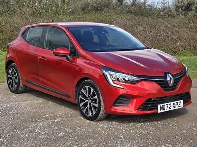 Used Renault Clio V Evolution 90 HP (66 kW) 2023 Red Hatchback