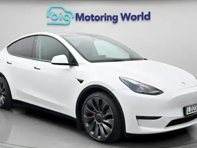 Used Tesla Model Y Performance 392 kW (534 HP) 2023 White SUV