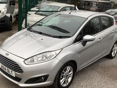 Used Ford Fiesta Zetec 82 HP (60 kW) 2014 Silver Hatchback