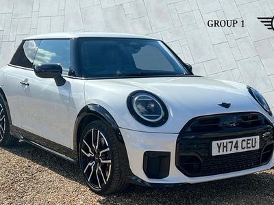 Begagnad Mini Cooper Hatch 156 HK (114 kW) 2024 Vit Halvkombi