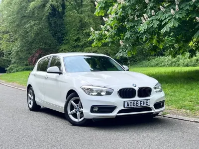 Used BMW 116 Comfort Edition 116 HP (85 kW) 2018 White Hatchback