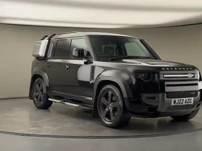 Used Land Rover Defender HSE Dynamic 250 HP (183 kW) 2022 Santorini black SUV
