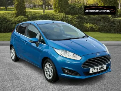 Used Ford Fiesta Titanium 95 HP (69 kW) 2014 Blue Hatchback