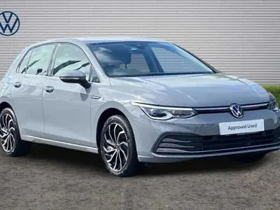 Used VW Golf VIII 130 HP (95 kW) 2023