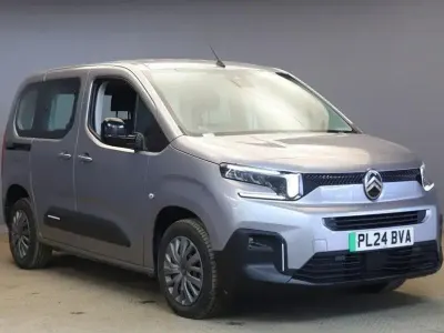 Gebraucht Citroën e-Berlingo 100 kW (136 PS) 2024 Grau Van / Kleinbus