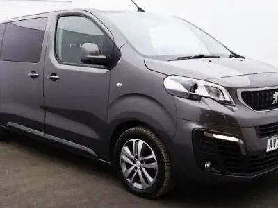 Używany Peugeot Traveller