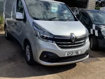Used Renault Trafic 120 HP (88 kW) 2021 Silver MPV