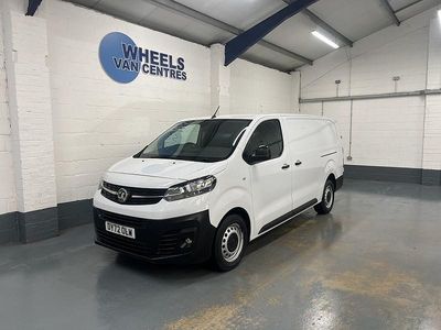 White Used 2022 Vauxhall Vivaro S MPV | £11,790 (Good price)