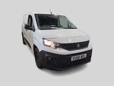 Second-hand Peugeot Partner 2019 Alb Monovolum