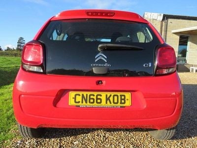 Used Citroën C1 Feel 82 HP (60 kW) 2016 Red Hatchback