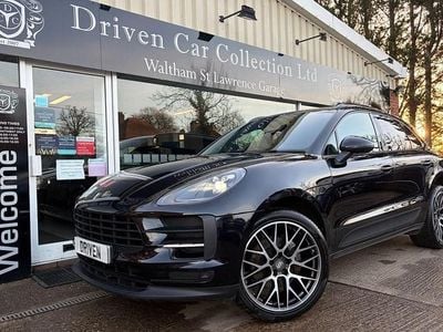 Black Used 2018 Porsche Macan SUV | £24,495 (A bit pricey)