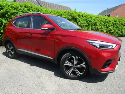 Used MG ZS Excite 106 HP (77 kW) 2023 Red SUV