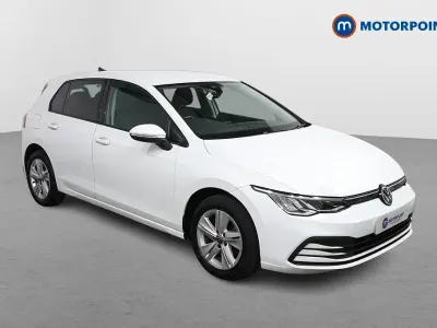 Second-hand VW Golf VIII Life 2022 Alb Hatchback