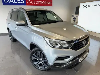 Used SsangYong Rexton 181 HP (133 kW) 2018 Silver SUV