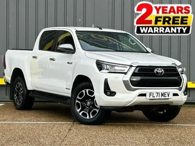 Gebraucht Toyota HiLux 150 PS (110 kW) 2021 Weiß Pickup