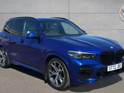 Usado BMW X5 M Sport 335 CV (246 kW) 2022 Azul SUV