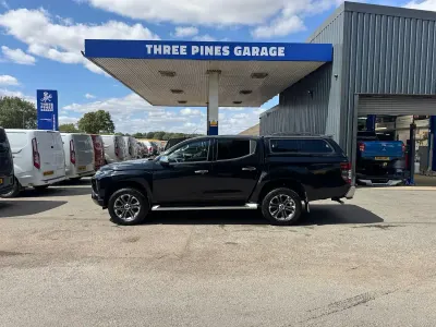 Used Mitsubishi L200 150 HP (110 kW) 2019 Black Pickup