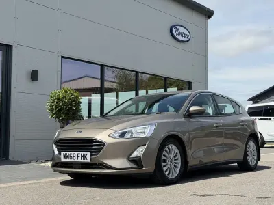 Used Ford Focus Titanium 150 HP (110 kW) 2018 Silver Hatchback