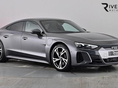 Used Audi e-tron GT quattro Comfort 389 kW (530 HP) 2022 Daytona grey Sedan